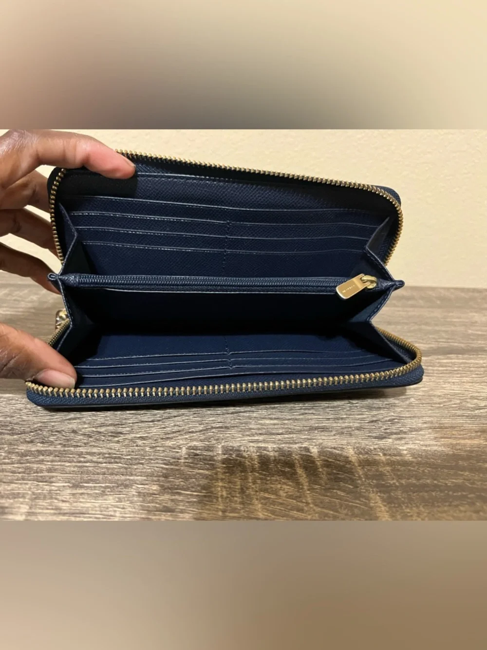 Coach Accordion Zip Wallet Midnight Blue - Picture 10 of 12